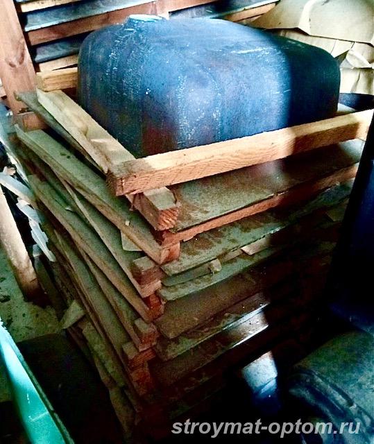 Мойка чугунная эмалированная нежно-салатового цвета